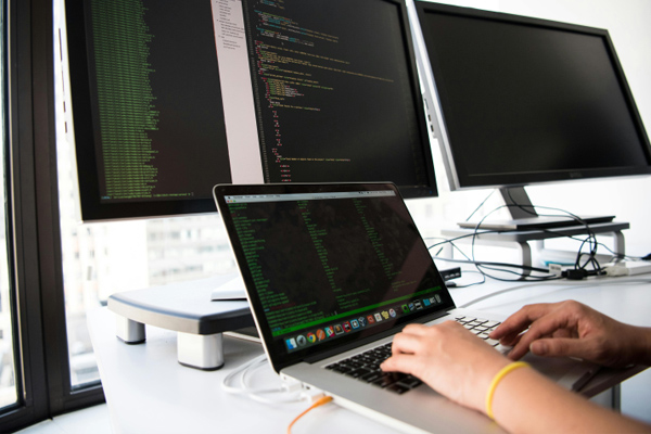 環(huán)保辦公家具品牌怎么選？精一股份雙認證解讀超詳細:辦公家具
